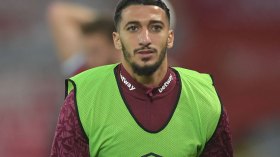 مدرب وست هام يمدح بن رحمة ويعتبره صفقة مربحة