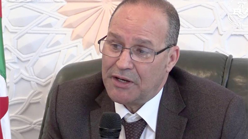 عليكم بدفع مستحقات الفلاحين قبل 31 جويلية