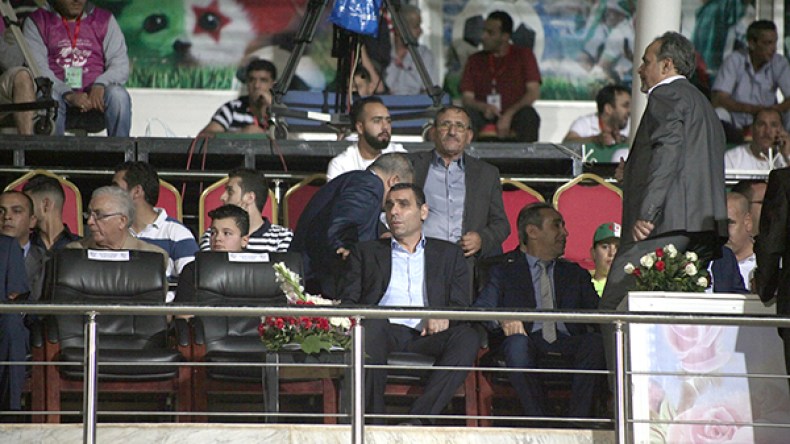 زطشي سينحي علي مالك وبن مجبر وزكريني.. وماجر وأمالو “جديده”