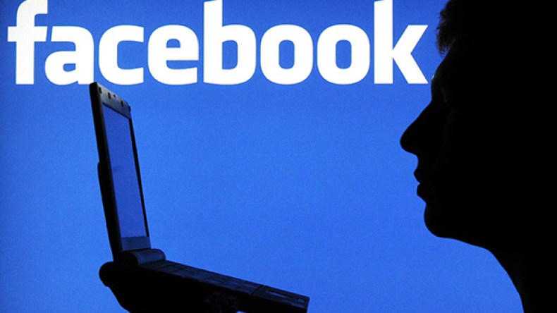 الفايس بوك‮‬‭.. ‬‮ ‬أول وسيلة دعت لتعميم العامية في‮ ‬الجزائر