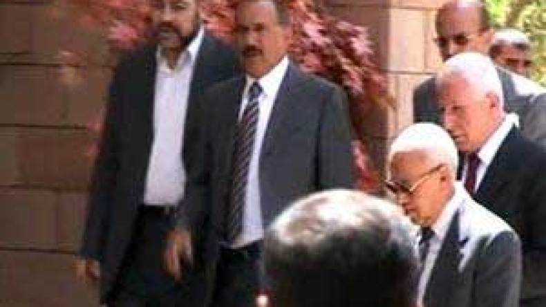 فتح وحماس توقعان على المبادرة اليمنية للمصالحة