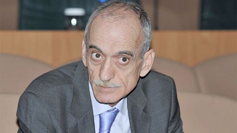قرباج‮ ‬يمثل أمام محكمة عين التوتة بباتنة بسبب قضية الحكم بيطام