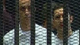 محكمة الجنايات تواصل محاكمة جمال وعلاء مبارك
