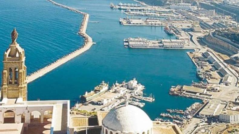 تنام رهيب للبنايات الفوضوية في الكورنيش الوهراني بتواطؤ المنتخبين