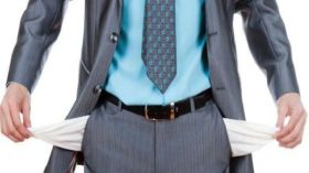 الجيب الفارغ.. هل هو نقطة ضعف الرجل؟!