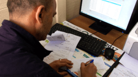 احتجاج على عملية مراجعة القوائم الانتخابية بباتنة