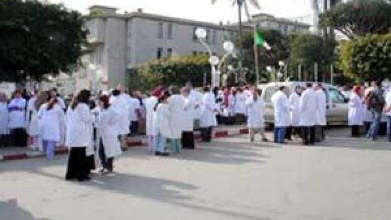 أعوان الإنعاش والتخدير يشلّون غرف العمليات ويهددون بإضراب مفتوح