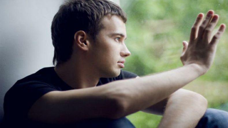 ابني المراهق.. منطوي غير منظم