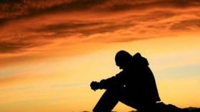 خطيبتي ترفض عملي بسبب زميلتي