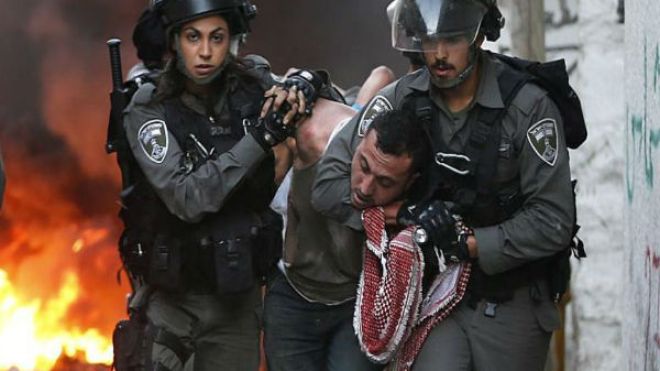 جرافات إسرائيلية تهدم منازل فلسطينيين بالضفة