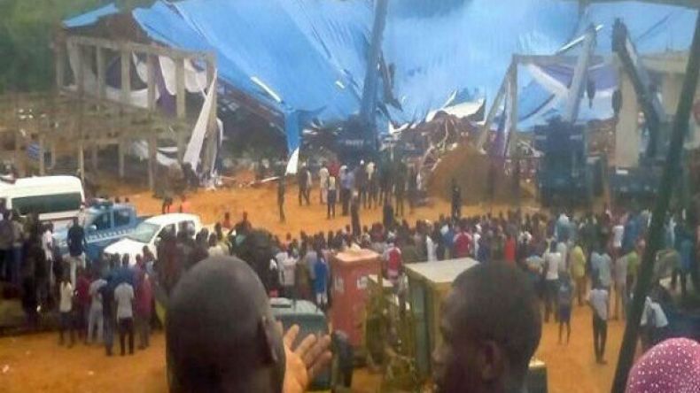 مقتل العشرات بانهيار سقف كنيسة في نيجيريا