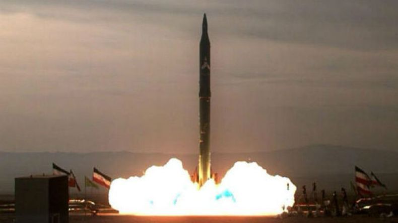 طهران تتحدى واشنطن مجددا بإطلاق صاروخ “أرض جو”