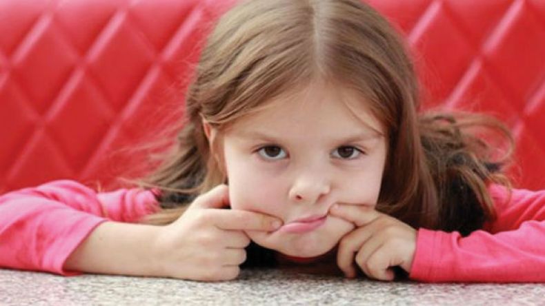 لهذا السبب عليك أن تكوني سعيدة حين يشعر طفلك بالملل؟