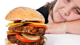 المرأة المصرية تحتل المرتبة الثانية من حيث السمنة