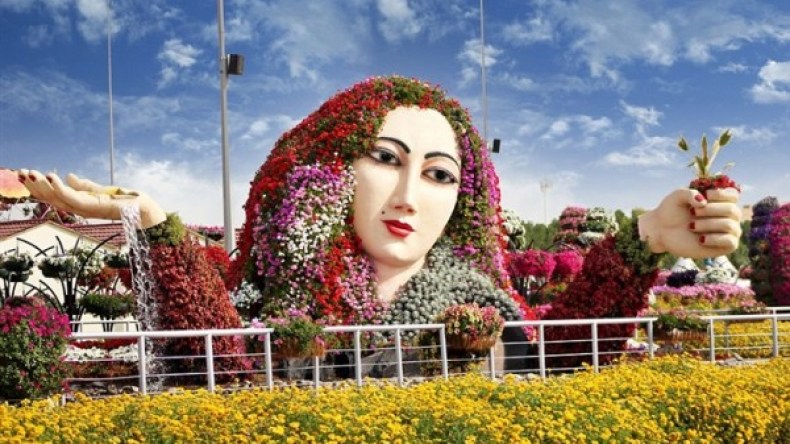 أنت من يختار.. إما حديقة أزهار أو صحراء صبار!