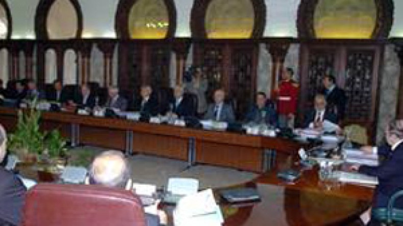 ” نزع  فتيل  الإنفجار  يتم  بإصلاحات  سياسية  واقتصادية  حقيقية “