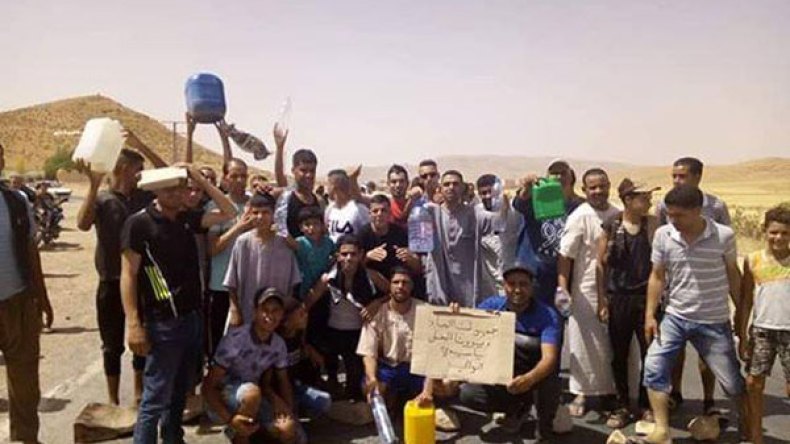 تجدد الاحتجاجات يثير تساؤلات حول مشاريع تزويد الولاية بمياه الشرب