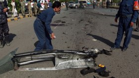 مقتل 12 في غرب اليمن في هجوم وتفجير انتحاري