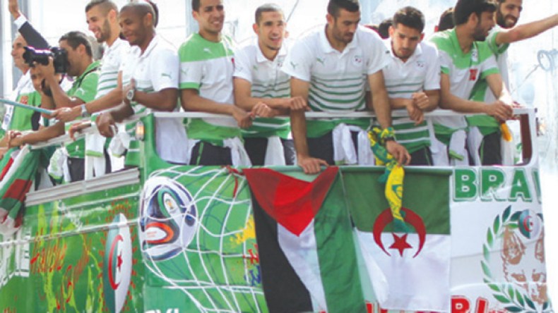 المنتخب الجزائري‮ ‬يهدي‮ ‬إنجازه المشرف في‮ ‬كأس العالم للفلسطينيين