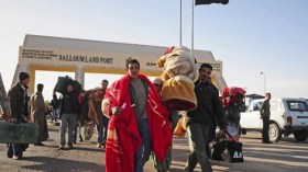 مصر تؤكد رفضها إقامة مخيمات للاجئين على أراضيها