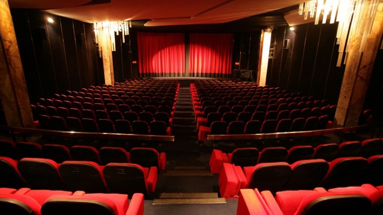 قافلة سينمائية نحو الهضاب العليا