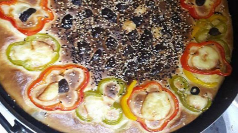 خبز بالزيتون