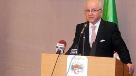 روما تتراجع عن ختم جوازات الجزائريين العائدين من إيطاليا