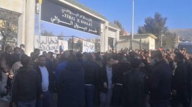 وقفة للمطالبة بكشف نتائج التحقيق في وفاة “مير” عين ببّوش