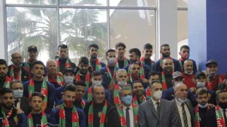 بالفيديو: التوقيع على إتفاقية بين النادي الهاوي والشركة الرياضية “العميد”