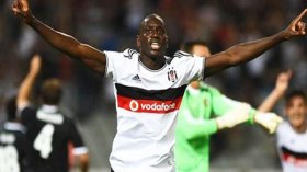 السينغالي “ديمبا” يتألق بهدف غريب