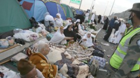 الحجاج ينتفضون ضد مسؤولي البعثة الجزائرية في البقاع المقدسة