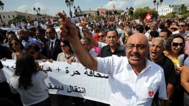 Tunisie: les journalistes en grève pour dénoncer les pressions