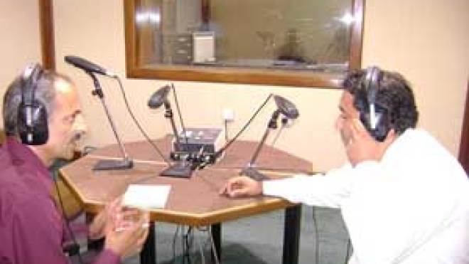 أول إذاعة إلكترونية متخصصة في العالم العربي تعنى بالمرأة