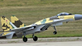 الجزائر تقتني 16 مقاتلة سوخوري من موسكو