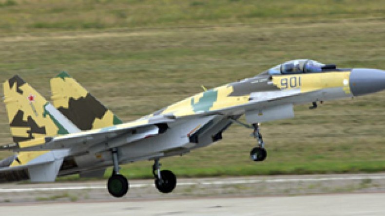 الجزائر تقتني 16 مقاتلة سوخوري من موسكو