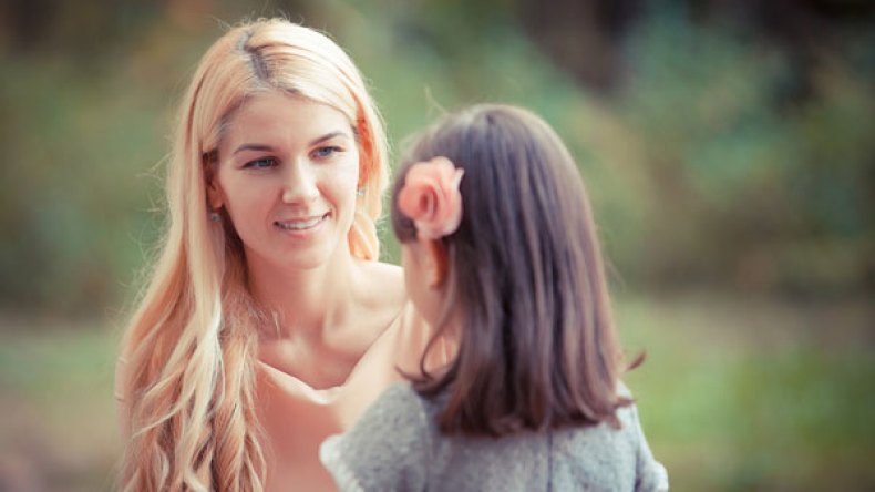 علمي طفلك حماية نفسه بعيداً عنكِ