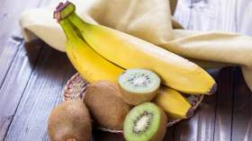 لا فرق في‮ ‬الجزائر بين من‮ ‬يستورد الموز والكيوي‮ ‬ومن‮ ‬يستورد الدواء‮!‬