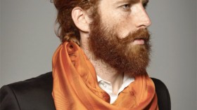 ‮”‬اللحية الموضة‮” ‬تجتاح شواطئ البحر