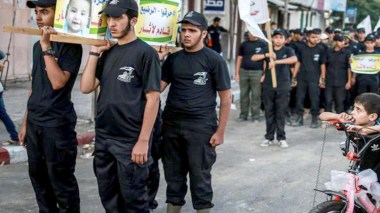 غزة.. جنازة رمزية للشهيد الرضيع “دوابشة”