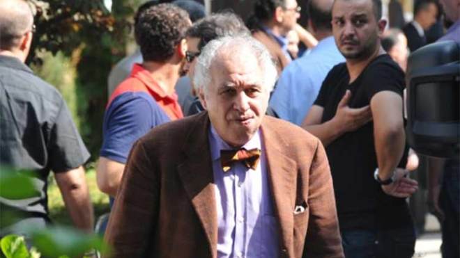 غزالي‮: ‬الحكومة تكذب على الشعب‮!‬
