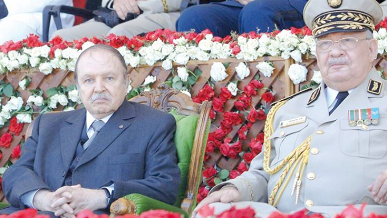 بوتفليقة يوقـّع لـ “تمدين الحكم”.. ويُنهي هيكلة المخابرات