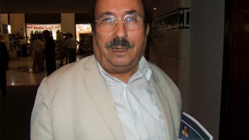 في‮ ‬ذكرى وطار الباريسية‮: ‬لا للتقديس ولا للإهانة والتشويه