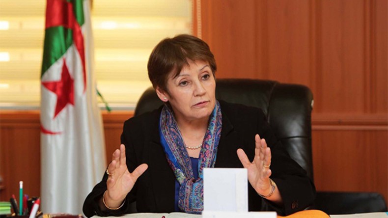 يريدون زحزحة العربية لتكون لغة أجنبية‮!‬