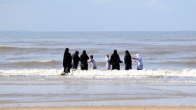 شواطئ جزائرية ممنوعة على الرجال‮!‬