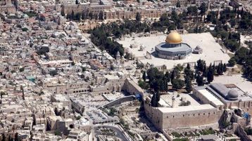 القدس في القلب ولكن !!