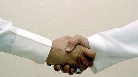 أدب الاعتذار‮.. ‬وجرأة بناء الدولة‮‬