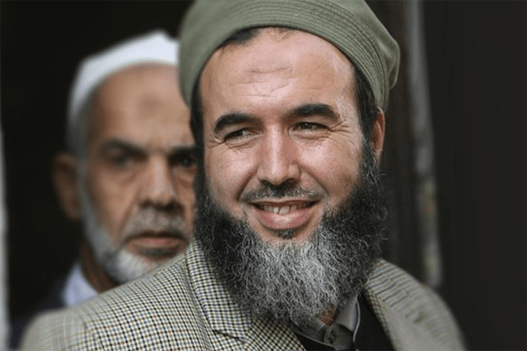 Municipality guards, victims of terrorism ask for Madani Mezrag trial as a war criminal
