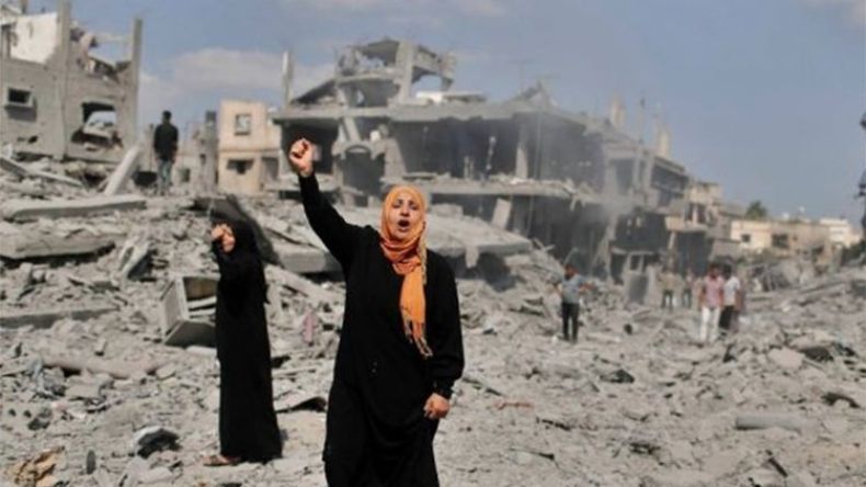 طالبة تقترح مشروعا لإسكان اللاجئين بغزّة