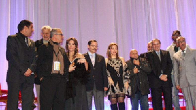 كلام مسؤولي المهرجان عن استقبال الجمهور ذهب مع الريح