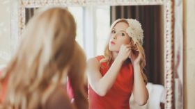 هوس المرأة بشكلها واقع أم تهمة؟